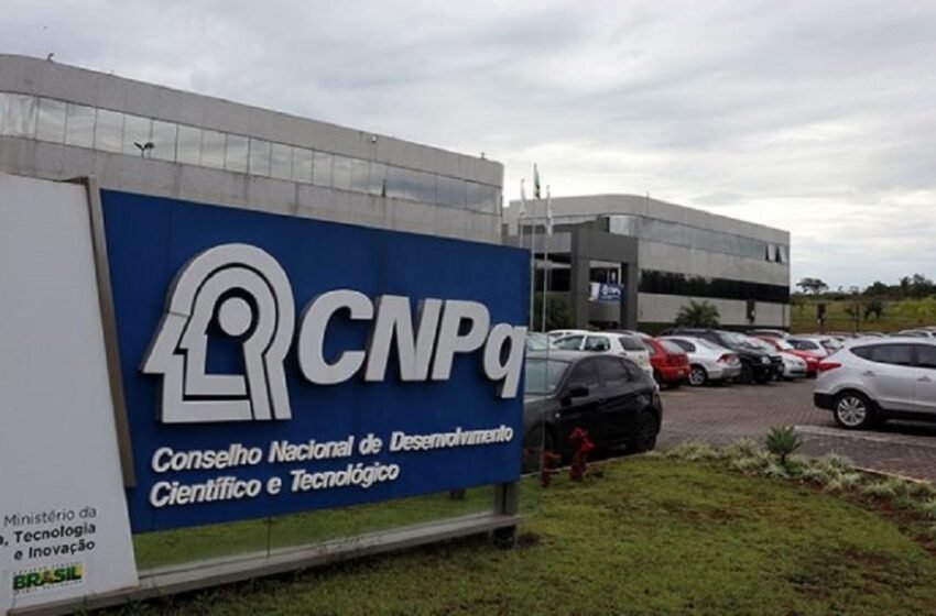  “Backup das informações está garantido”, diz CNPq depois de falha no Lattes.