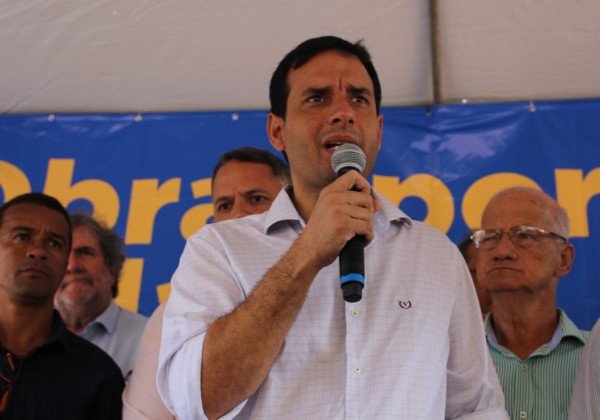  Leo Prates lança pré-candidatura para deputado federal