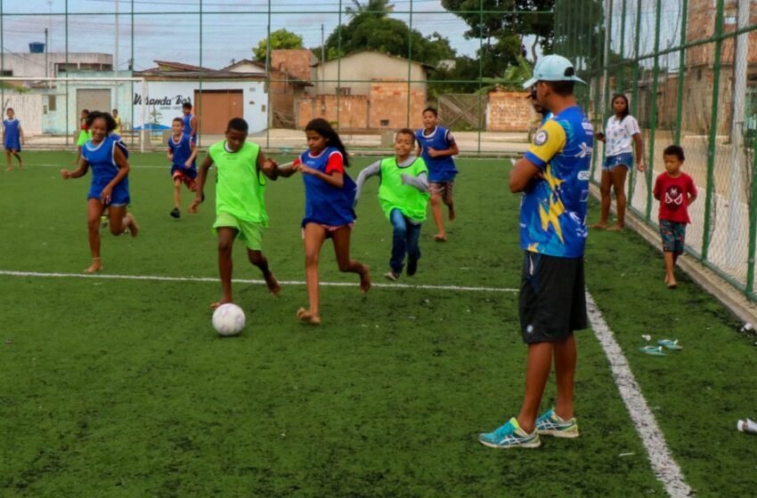   Projeto integra crianças e adolescentes vinculados aos CRAS à prática de esportes; veja fotos