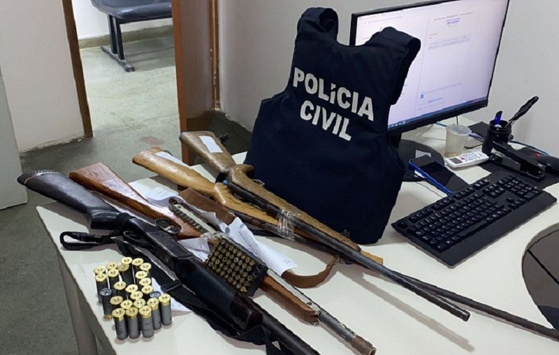  Acusado de homicídio em Linhares é preso pela Polícia Civil de Itamaraju; outro suspeito é preso com arma
