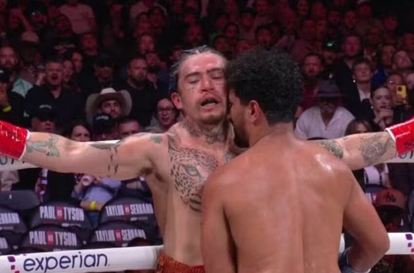  Após ‘sarrada’ em luta contra Whindersson Nunes, boxeador Neeraj Goyat é alvo de críticas