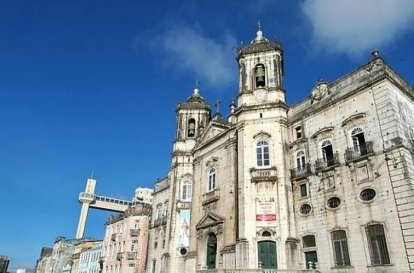  Feira social oferece serviços gratuitos de saúde e assessoria jurídica para população
