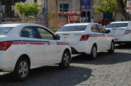 Bandeira 2 é liberada para taxistas durante dezembro em Salvador