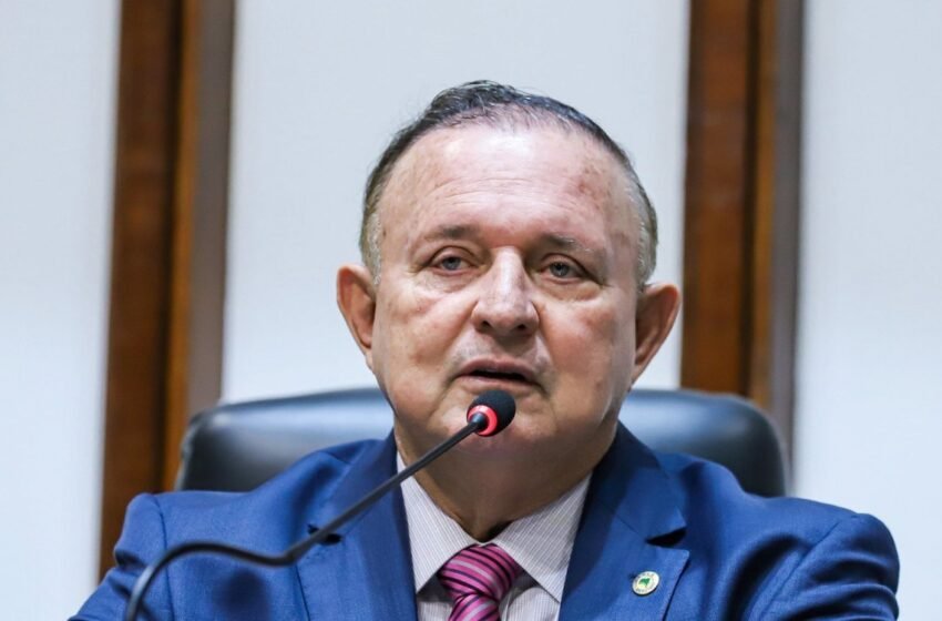  Os deputados do Conselho de Ética têm medo de analisar caso Binho Galinha, diz presidente da Alba 