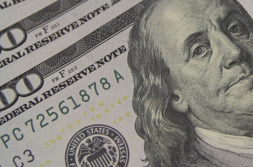  Dólar fecha semana a R$ 6,07 e bate recorde nominal