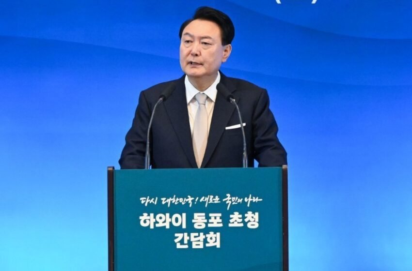  Presidente da Coreia do Sul escapa de impeachment após decretar lei marcial