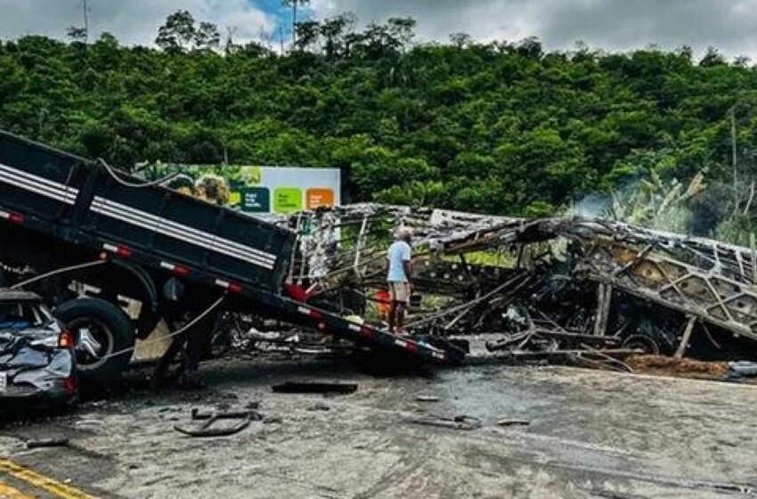  Motorista de carreta envolvida em acidente na BR-116 fugiu para o Espírito Santo