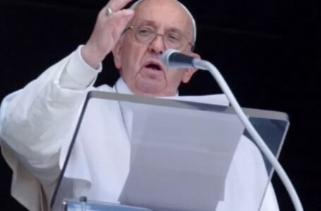 Papa Franscisco critica bombardeios de Israel em Gaza: “Quanta crueldade!”