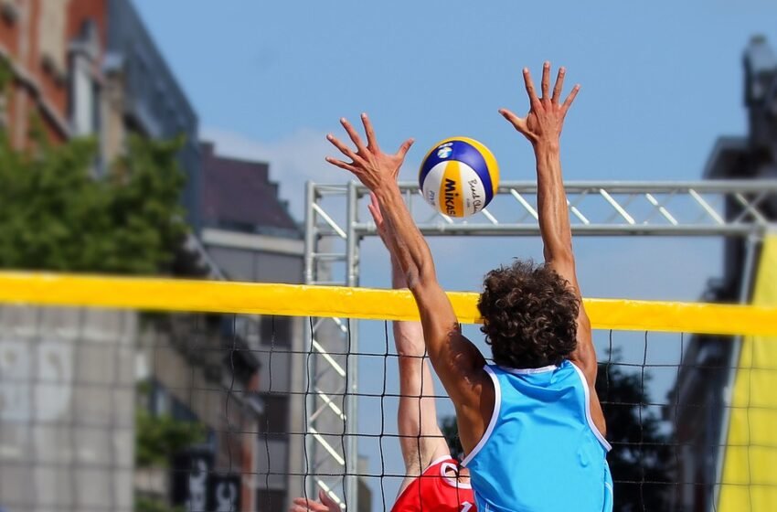  Inscrições para aulas de voleibol no Parque Municipal da Biquinha começam na próxima segunda (25)