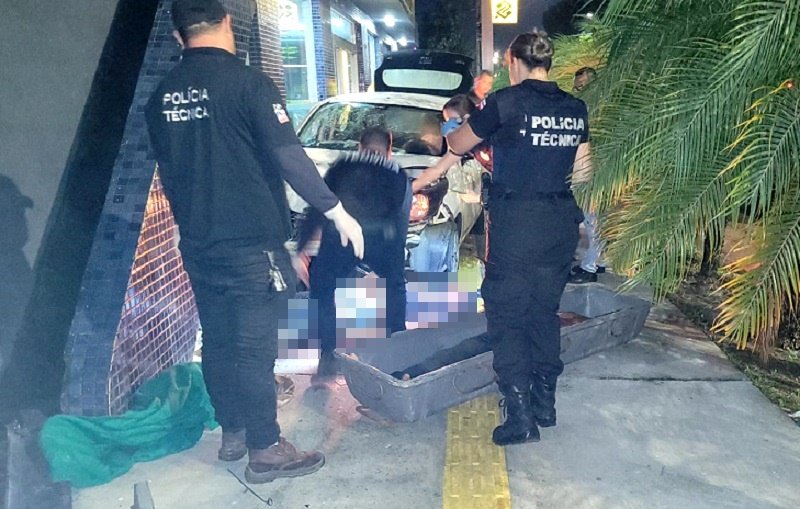  Violência no trânsito: Dois moradores de rua morrem atropelados enquanto dormiam em Teixeira de Freitas